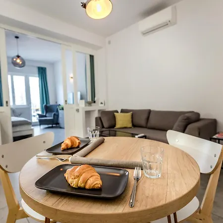 Apartment Luxurybuda *